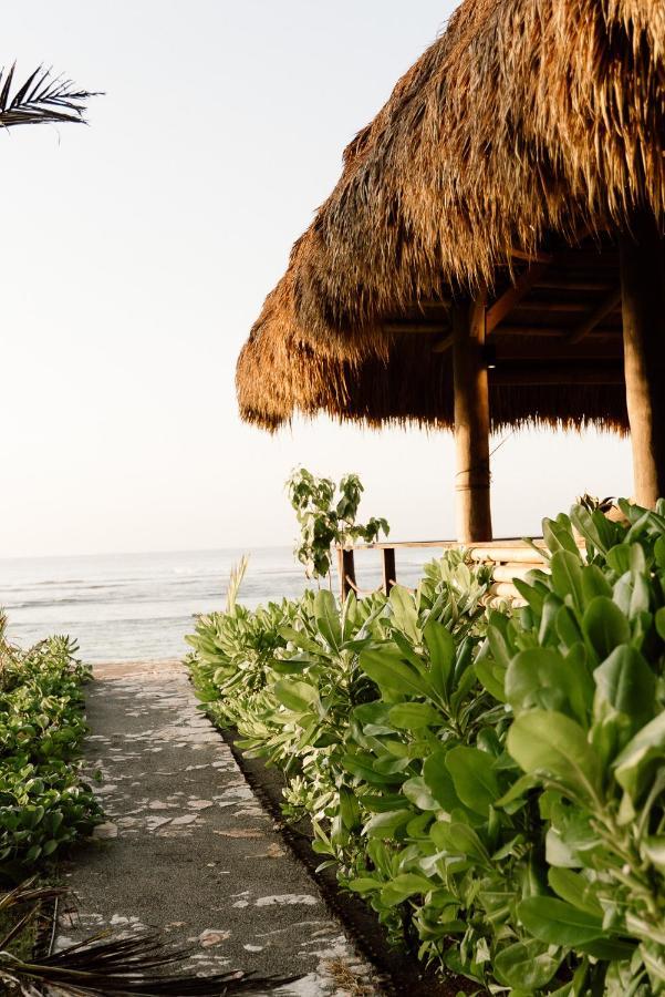 Sumba Beach House Waikabubak Extérieur photo